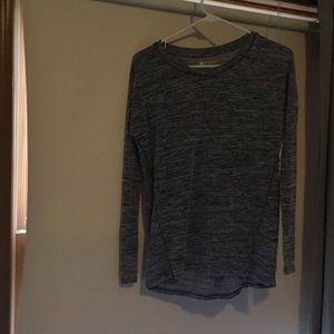 Long sleeve comfy grey pullover